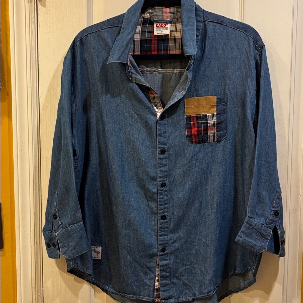 CACO STREETWEAR BLUE DENIM BUTTON DOWN WITH PLAID POCKET LIGHT WEIGHT DENIM - Picture 5 of 12
